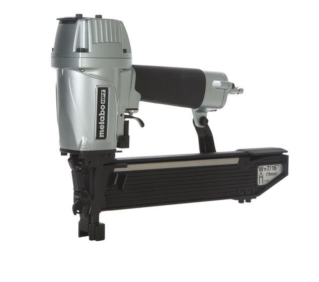 Agrafeuse de revêtement, Metabo HPT, 7/16" à 2", calibre 16