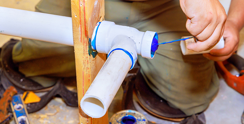 Tuyaux, raccords et valves plomberie